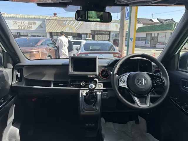 N-ONE(ホンダ)ＲＳ ６ＭＴ届出済未使用車 5