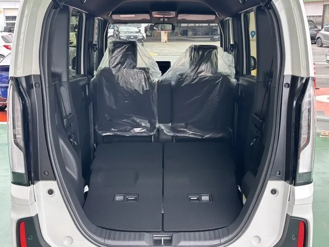 N-BOX(ホンダ)N-BOXカスタム届出済未使用車 10