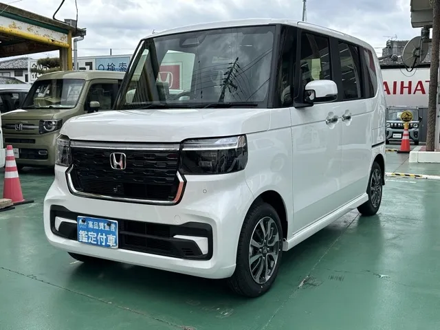 N-BOX(ホンダ)N-BOXカスタム届出済未使用車 1
