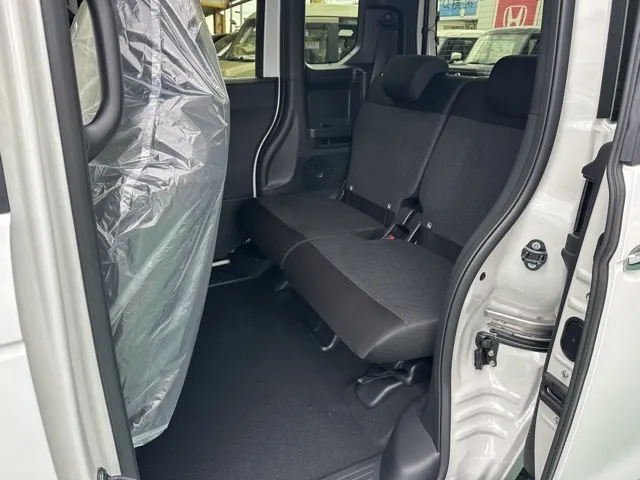 N-BOX(ホンダ)N-BOXカスタム届出済未使用車 4
