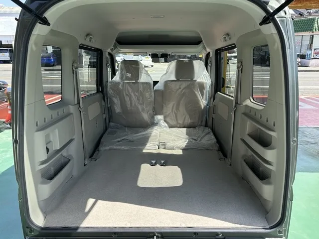エブリイ(スズキ)PZターボハイルーフ 4WD バックカメラ付Dオーディオ 届出済未使用車 9