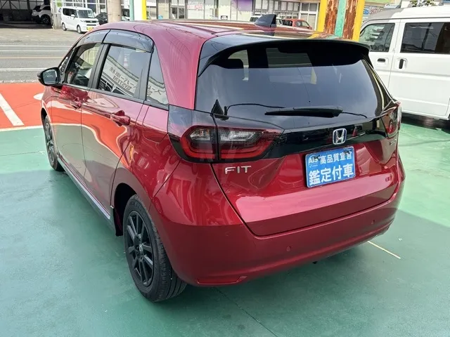 フィット(ホンダ)e：HEV ホーム ブラックスタイル中古車 2
