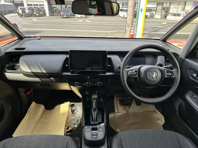 フィット(ホンダ)e：HEV ホーム ブラックスタイル中古車 5