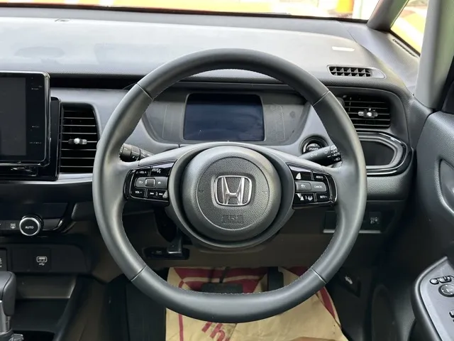 フィット(ホンダ)e：HEV ホーム ブラックスタイル中古車 6