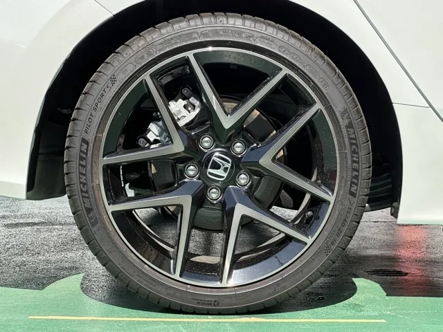 シビック(ホンダ)e：HEV中古車 11