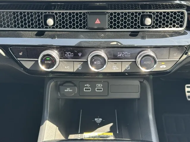 シビック(ホンダ)e：HEV中古車 14