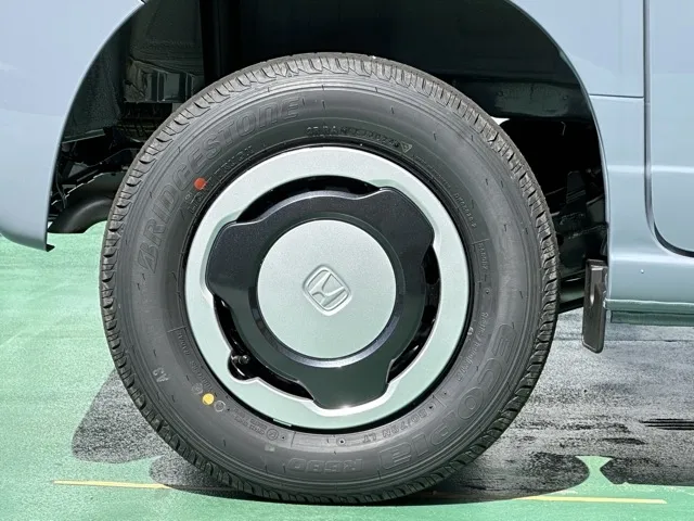 N-VAN(ホンダ)FUN 4WD届出済未使用車 13