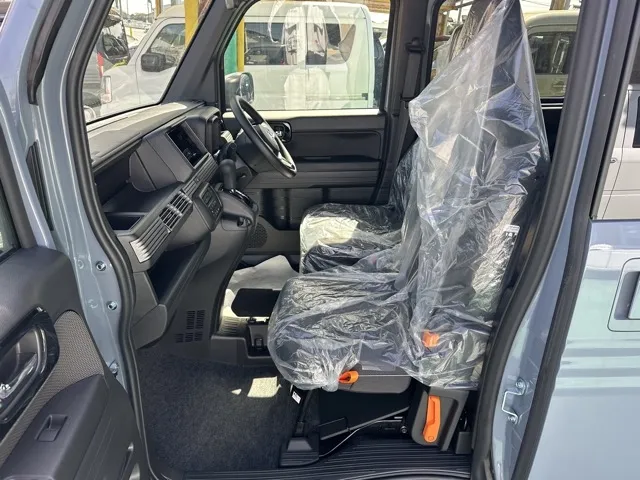 N-VAN(ホンダ)FUN 4WD届出済未使用車 3