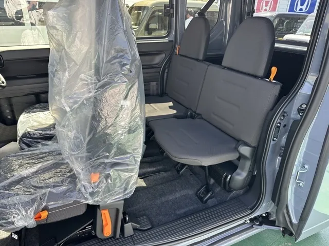 N-VAN(ホンダ)FUN 4WD届出済未使用車 4