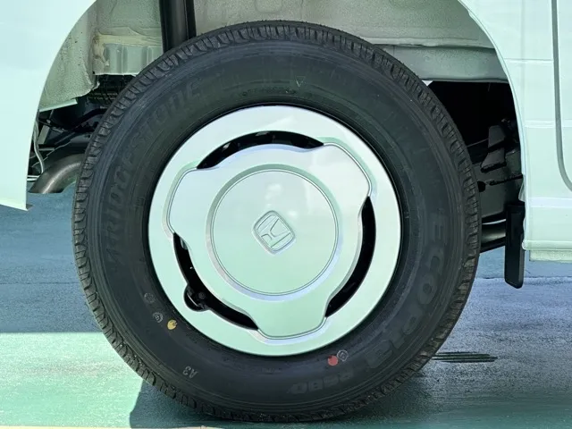 N-VAN(ホンダ)Lタイプ AT ４WD届出済未使用車 11