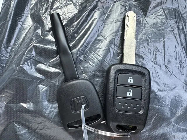 N-VAN(ホンダ)Gタイプ MT ４WD届出済未使用車 21