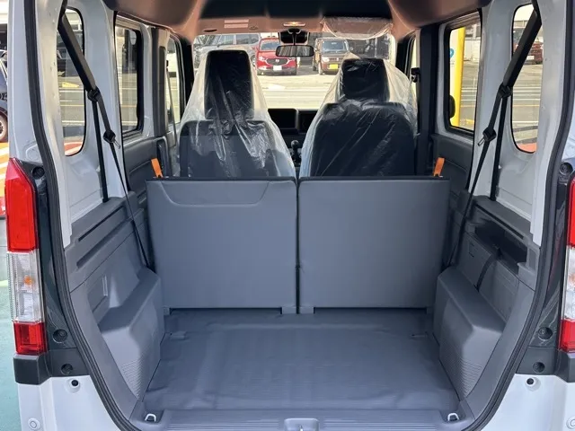 N-VAN(ホンダ)Gタイプ MT ４WD届出済未使用車 7