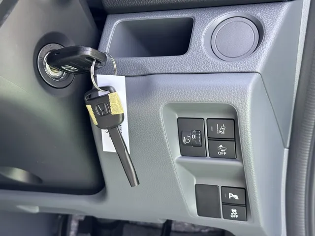 N-VAN(ホンダ)Gタイプ MT ４WD届出済未使用車 12
