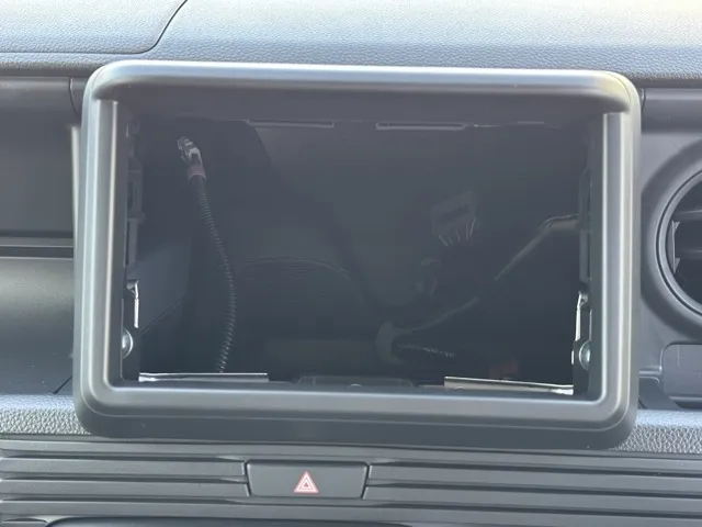 N-VAN(ホンダ)Gタイプ MT ４WD届出済未使用車 13