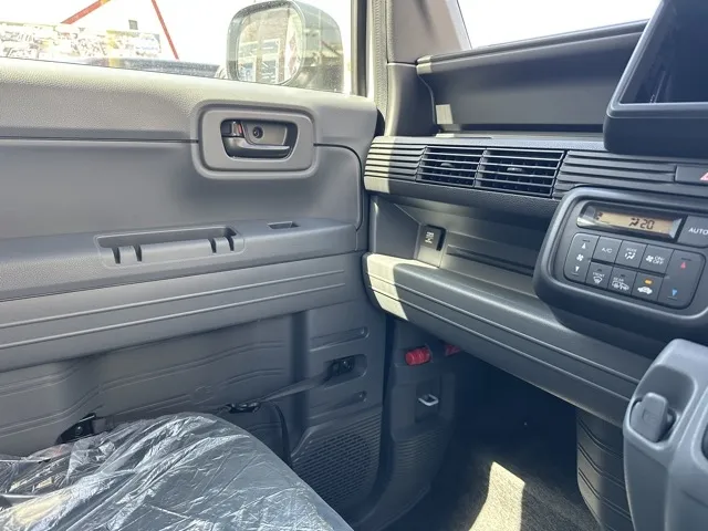 N-VAN(ホンダ)Gタイプ MT ４WD届出済未使用車 16