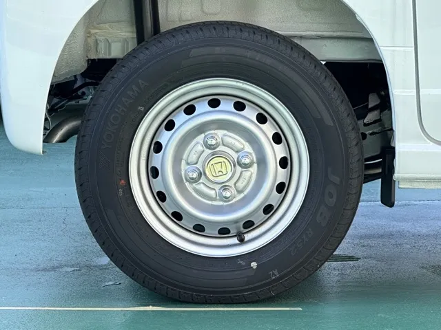 N-VAN(ホンダ)Gタイプ MT ４WD届出済未使用車 10