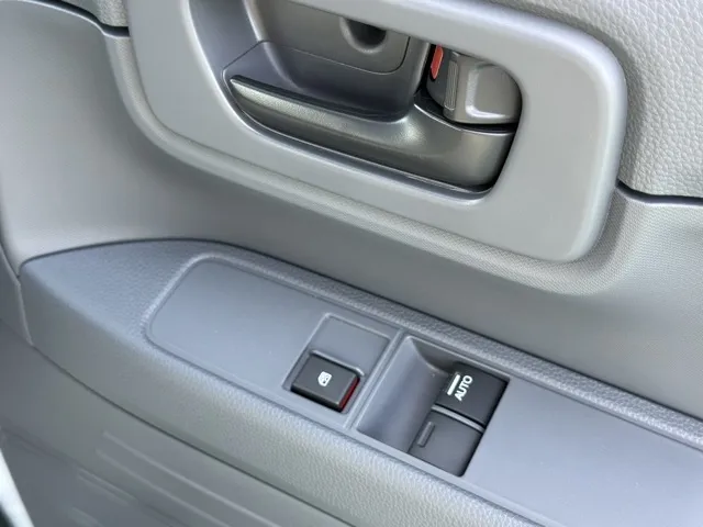 N-VAN(ホンダ)Gタイプ MT ４WD届出済未使用車 11