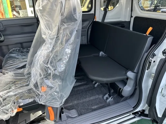 N-VAN(ホンダ)Gタイプ MT ４WD届出済未使用車 4
