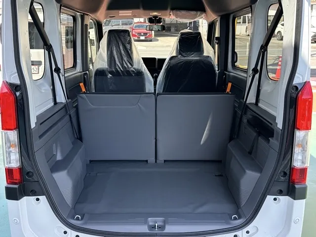 N-VAN(ホンダ)Gタイプ MT ４WD届出済未使用車 7