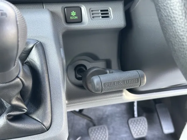 N-VAN(ホンダ)Gタイプ MT ４WD届出済未使用車 15