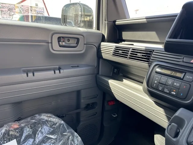 N-VAN(ホンダ)Gタイプ MT ４WD届出済未使用車 16