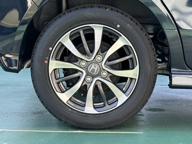 N-BOX(ホンダ)N-BOXカスタム届出済未使用車 12