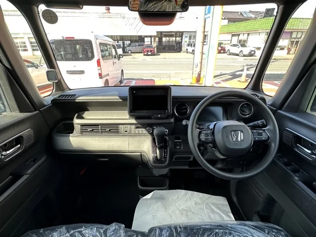 N-BOX(ホンダ)N-BOXカスタム届出済未使用車 5