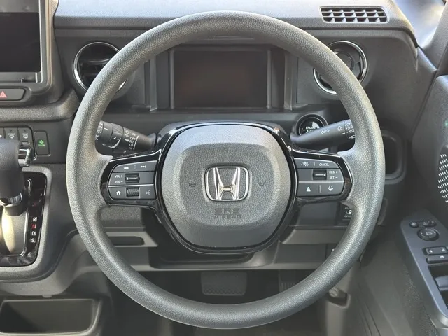 N-BOX(ホンダ)N-BOXカスタム届出済未使用車 6