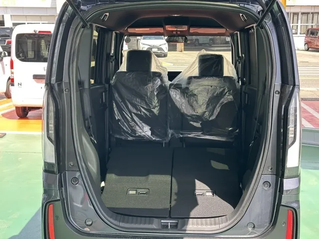 N-BOX(ホンダ)N-BOXカスタム届出済未使用車 10