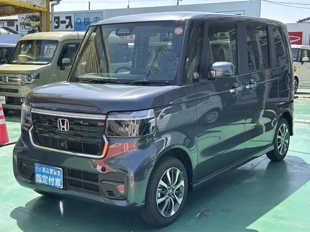 N-BOX(ホンダ)N-BOXカスタム届出済未使用車 1