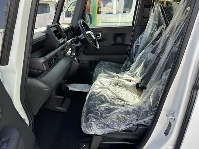 N-BOX(ホンダ)N-BOXカスタム 両側PSD届出済未使用車 3