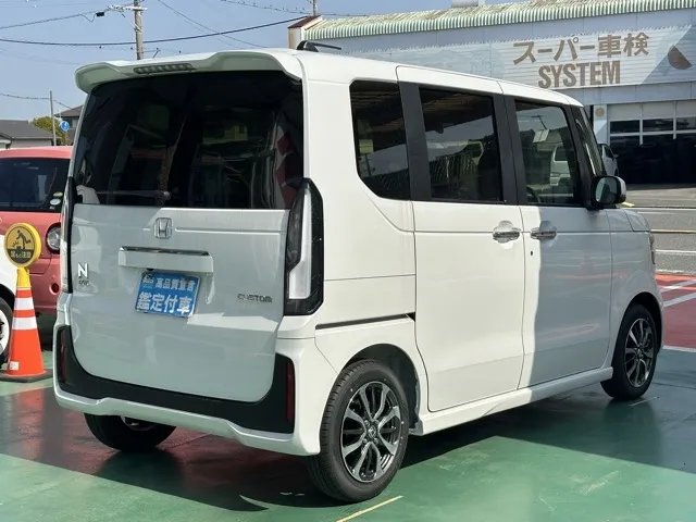 N-BOX(ホンダ)N-BOXカスタム届出済未使用車 11