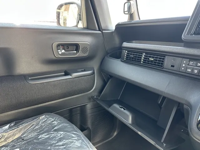 N-BOX(ホンダ)N-BOXカスタム届出済未使用車 18