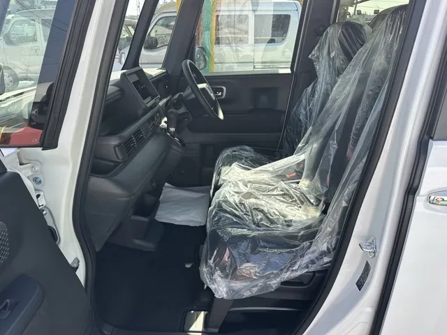 N-BOX(ホンダ)N-BOXカスタム届出済未使用車 3