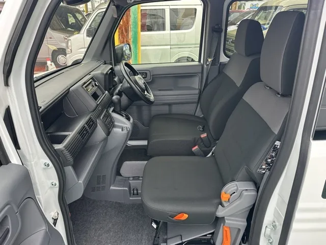 N-VAN(ホンダ)Gタイプ AT届出済未使用車 9