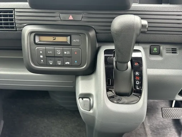 N-VAN(ホンダ)Gタイプ AT届出済未使用車 25