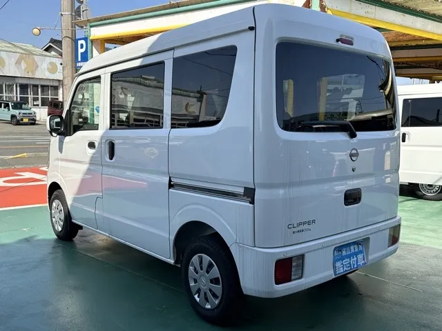 クリッパー(ニッサン)DX GLパッケージ CVT届出済未使用車 2