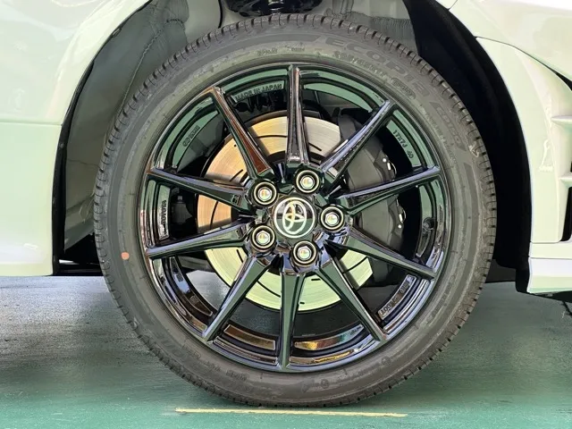 GRヤリス(トヨタ)RC ４WD 6MT中古車 10