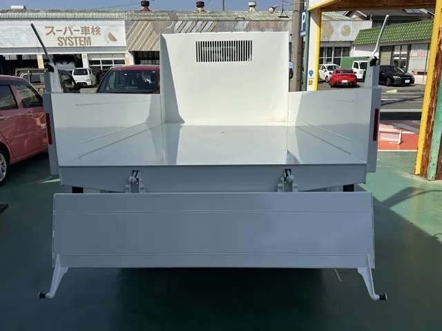 キャンター(三菱)全低床キョウカダンプ ３ｔ登録済未使用車 9