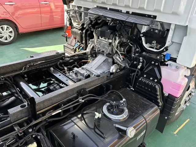 キャンター(三菱)全低床キョウカダンプ ３ｔ登録済未使用車 4
