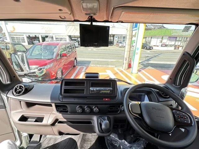 キャンター(三菱)全低床キョウカダンプ ３ｔ登録済未使用車 7