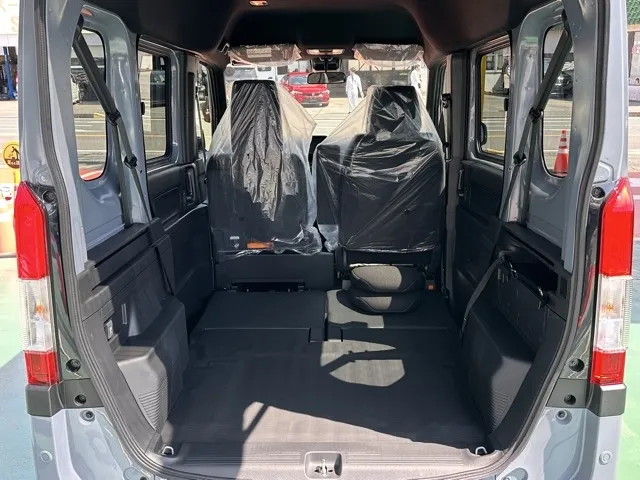 N-VAN(ホンダ)FUNターボ届出済未使用車 9