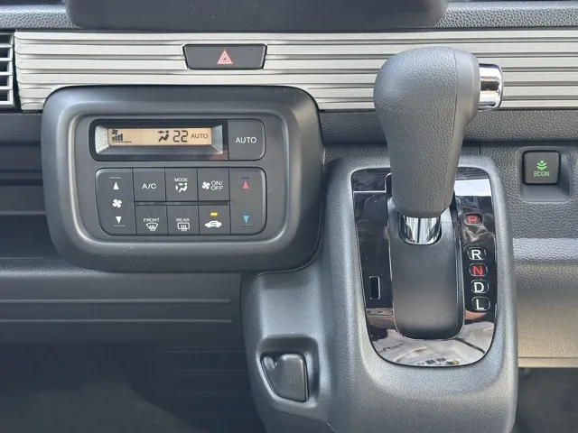 N-VAN(ホンダ)FUNターボ届出済未使用車 14
