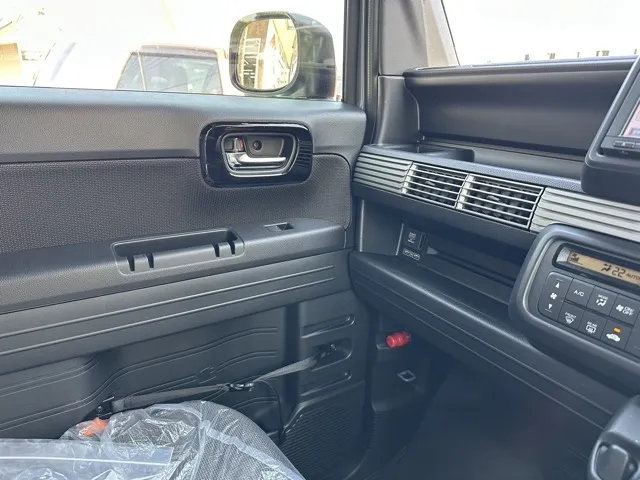 N-VAN(ホンダ)FUNターボ届出済未使用車 15