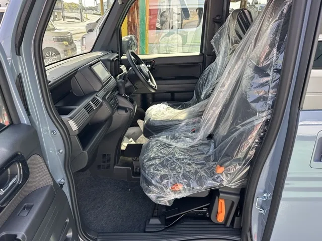 N-VAN(ホンダ)FUNターボ届出済未使用車 3