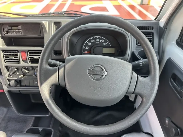 クリッパートラック(ニッサン)DX MT届出済未使用車 5