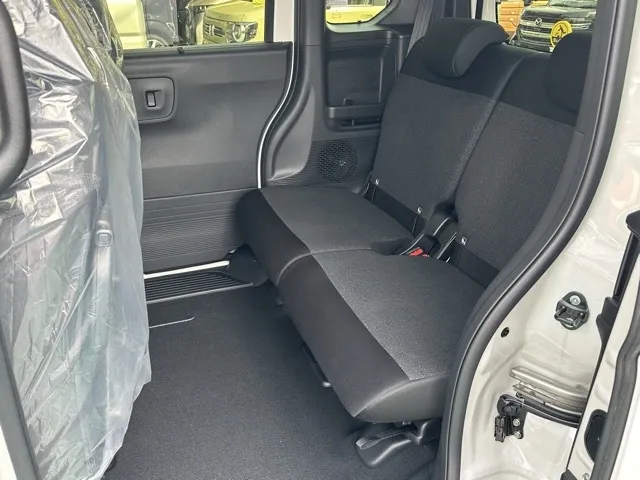 N-BOX(ホンダ)N-BOXカスタム 両側PSD届出済未使用車 4