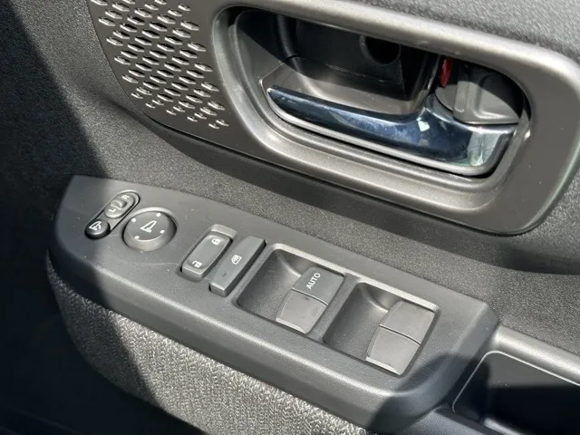 N-BOX(ホンダ)N-BOXカスタム届出済未使用車 13