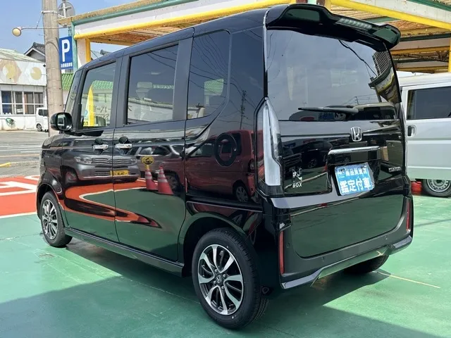 N-BOX(ホンダ)N-BOXカスタム届出済未使用車 2