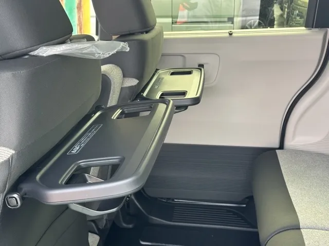 N-BOX(ホンダ)N-BOX コンフォートＰ届出済未使用車 7